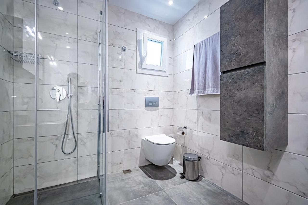 E & D Family Apartment By The Sea Kalyves Polygyrou Bagian luar foto